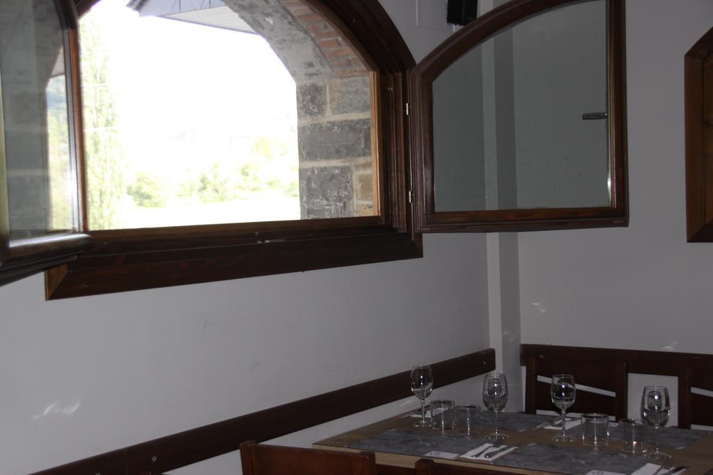Apartahotel Tres Quinones Сальент-де-Гальего Экстерьер фото